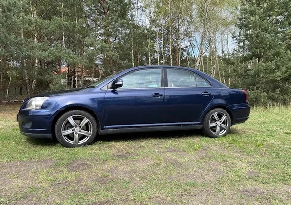 Toyota Avensis cena 13200 przebieg: 287440, rok produkcji 2008 z Piaseczno małe 56